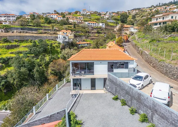 Calheta Sunsets Holiday home