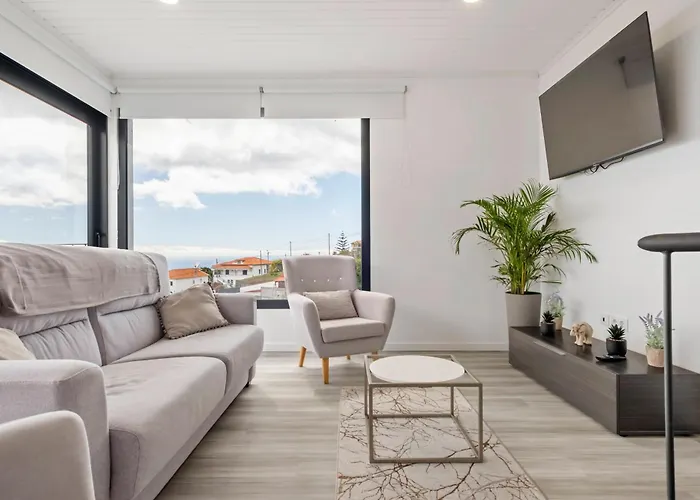 Calheta Sunsets * Estreito Da Calheta