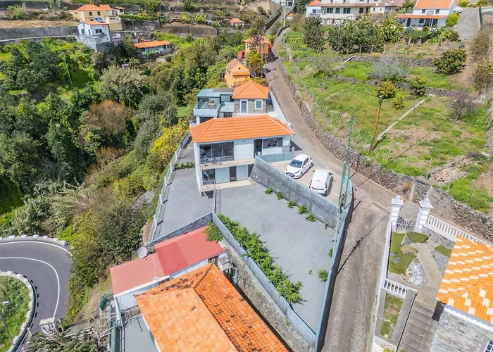 Holiday home Calheta Sunsets