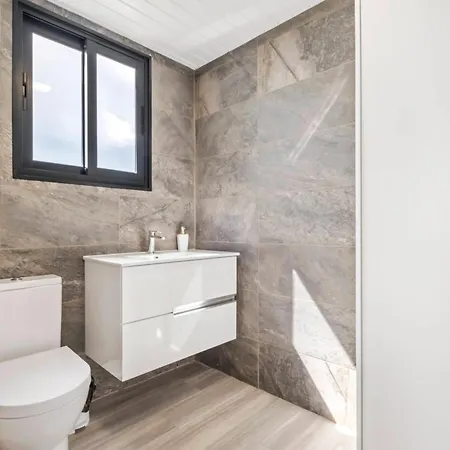 Calheta Sunsets Hébergement de vacances *